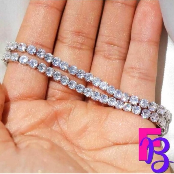 4-5mm Silver Full Drill Tennis Crystals Bracelet - Picture 4 of 16